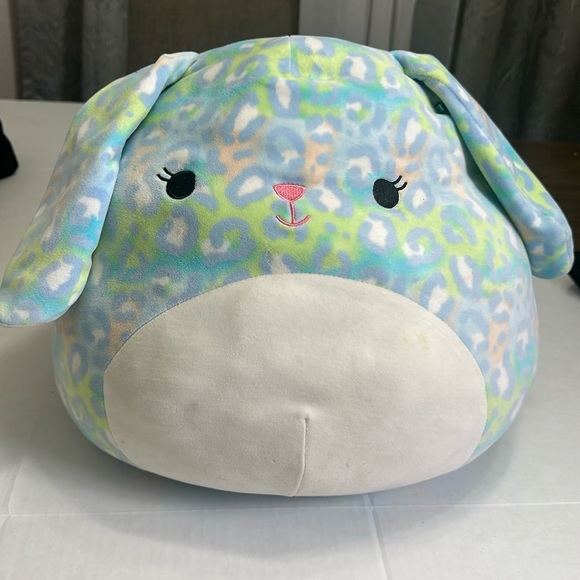 Squishmallow - Picture 1 of 5